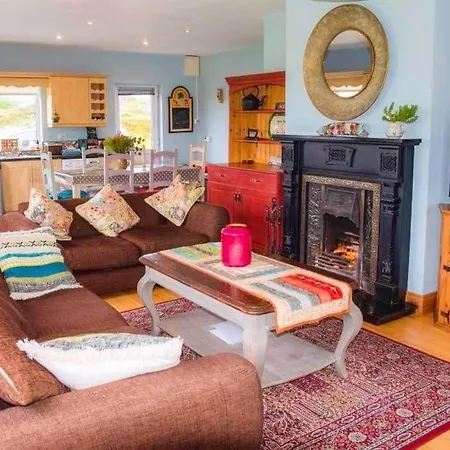 Teac Treasa Gweedore