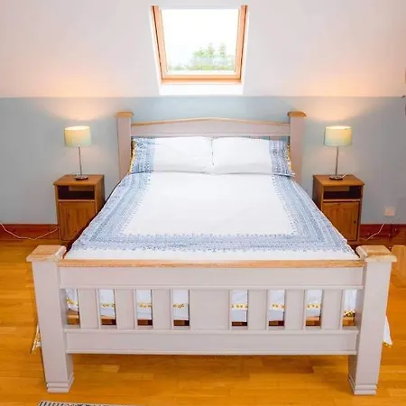 Holiday home Teac Treasa *